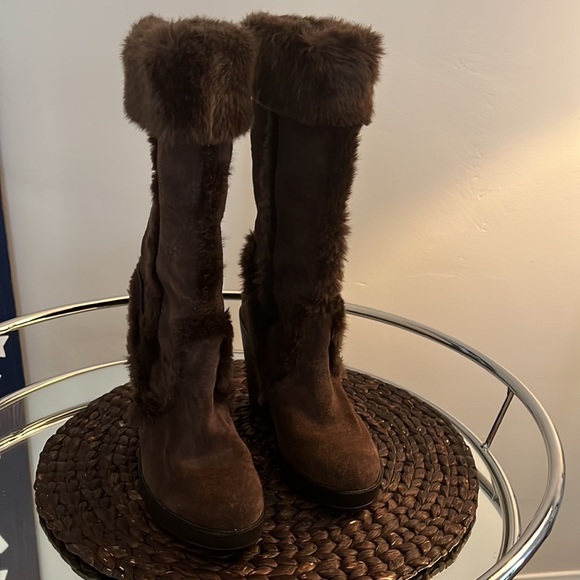 BCBG Winter Boots - Picture 2 of 7